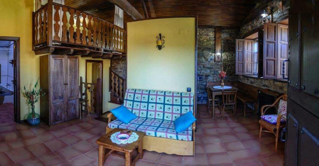 Casa De Riba